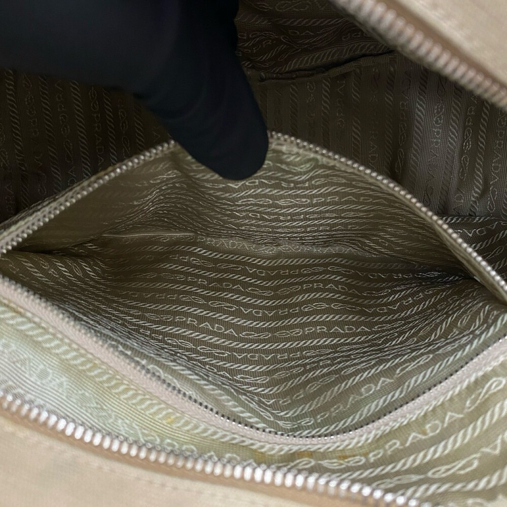 PRADA Cream Leather Shoulder Bag - Picture 10 of 10